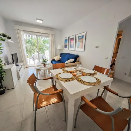 2 Bedroom Near *